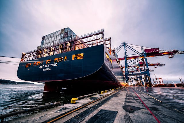 Loading dock
